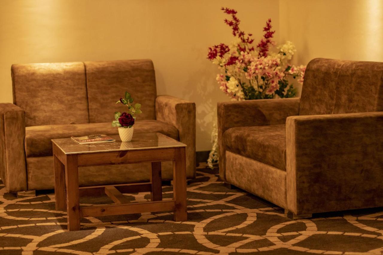 Golden Fern Resort Shimla Exterior foto